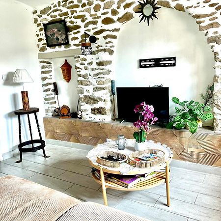 Appartement Cosy Saint-Hilaire-de-Brethmas Buitenkant foto